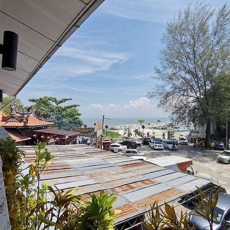8 Boutique By The Sea Hotel Tanjung Tokong Luaran gambar