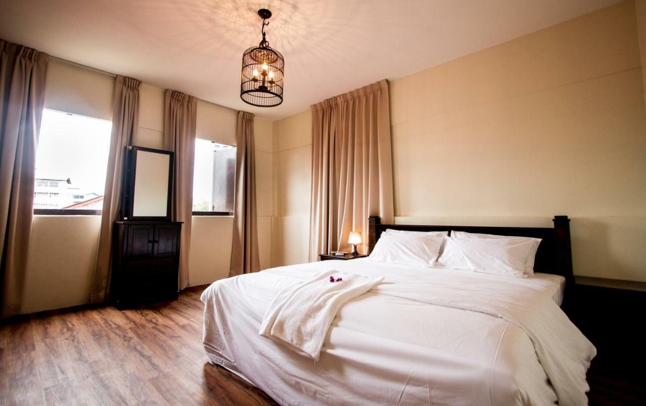 8 Boutique By The Sea Hotel Tanjung Tokong Luaran gambar